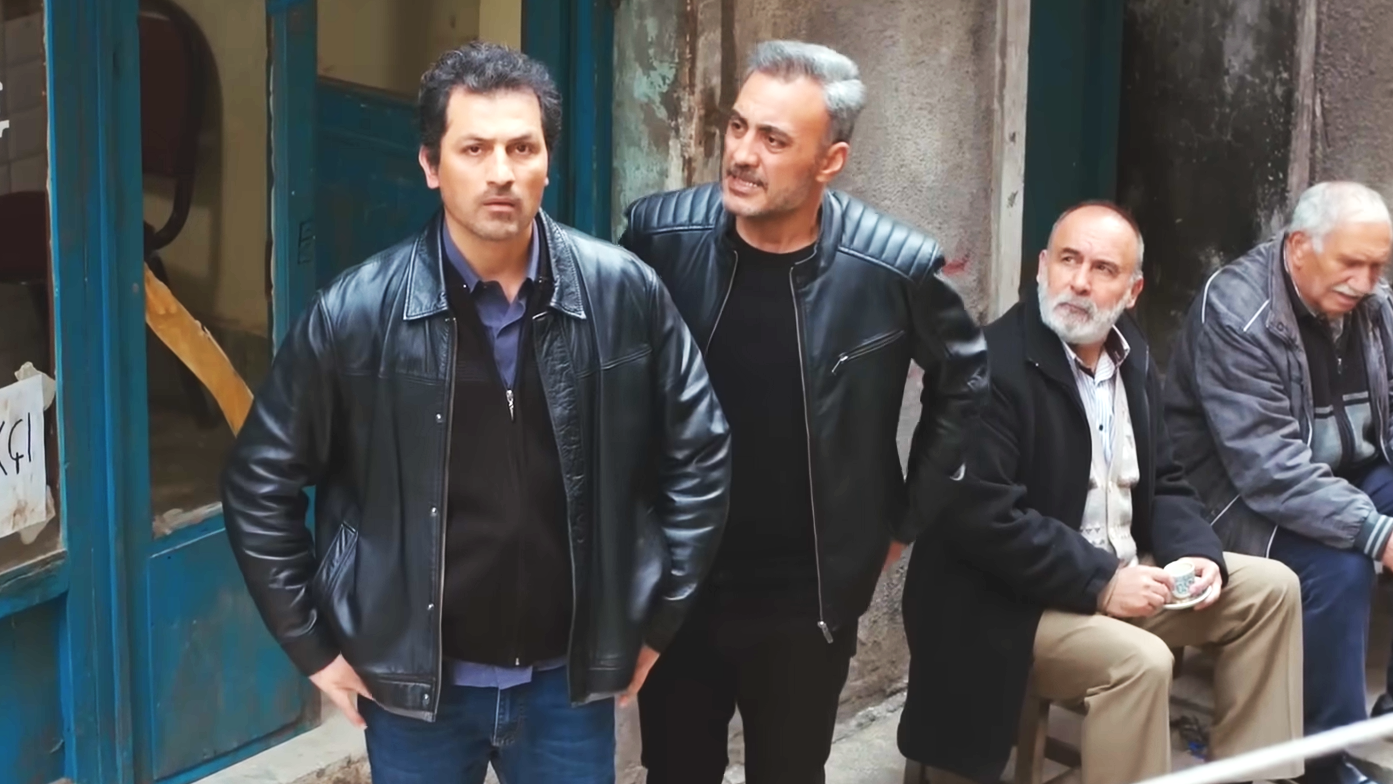 Sarp si Trasferisce nel palazzo di Bahar. La forza di una donna, capitolo 60